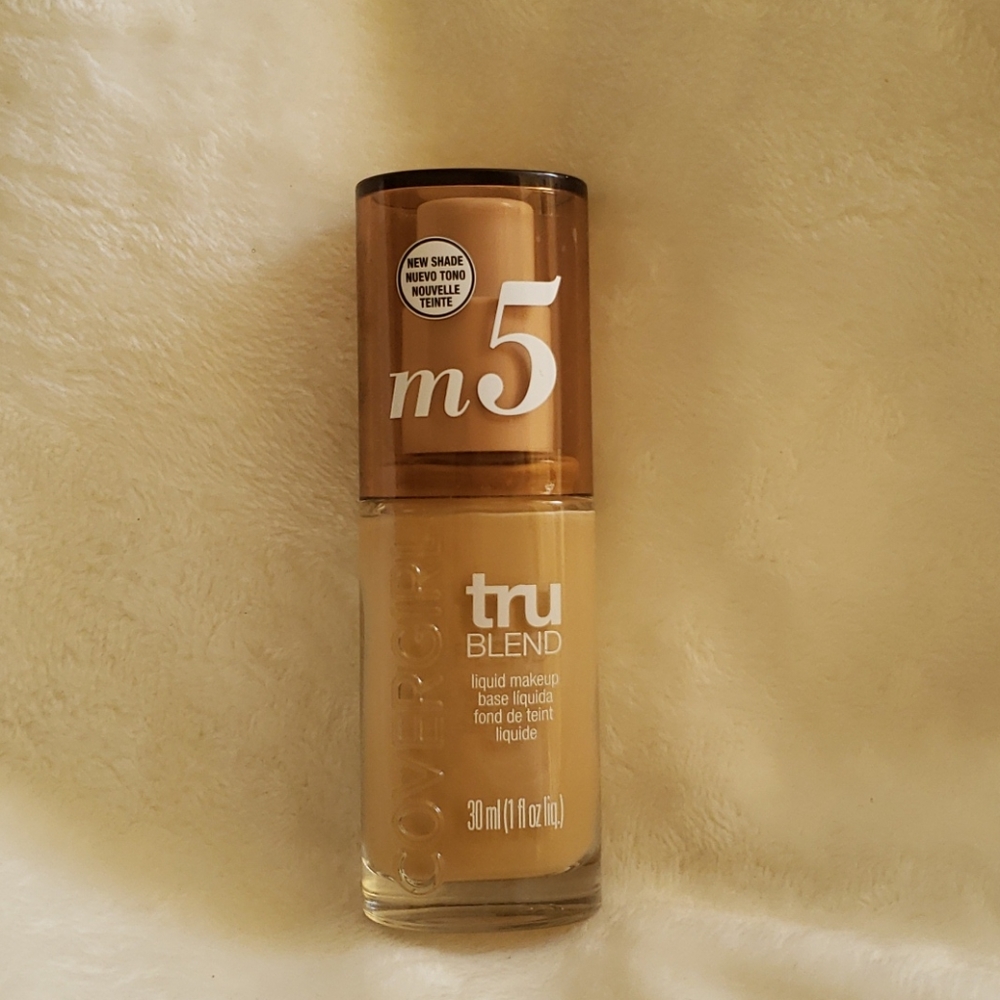 COVERGIRL tru Blend Liquid Makeup m5